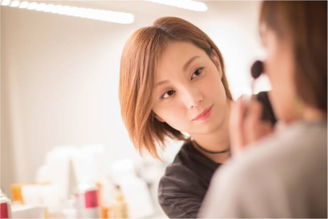 ウェディングフォトの撮影は美容の専門スタッフがいる【田中写真館】で！～プロによるヘアメイクで安心～